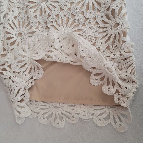 Steve Madden Sz 8 Daisy Optic White Floral‎ Crochet Embroidered Vacation Dress - Picture 4 of 8